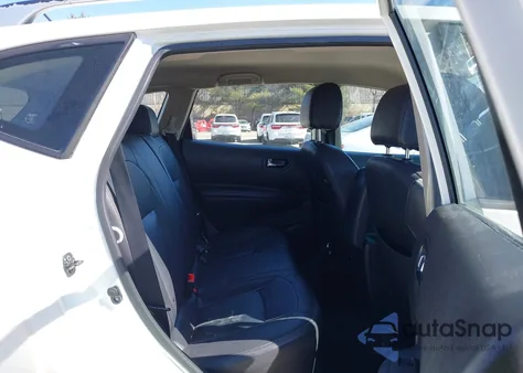 2014 Nissan Rogue Select S z USA, uszkodzony, nr VIN JN8AS5MV2EW707949